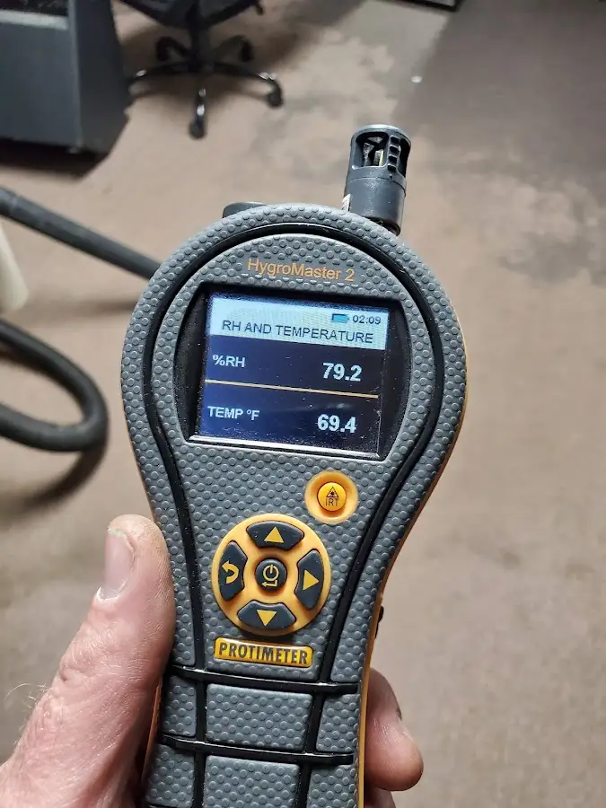 Moisture meter humidity assessment for Fire & Smoke Damage Restoration in West St. Paul
